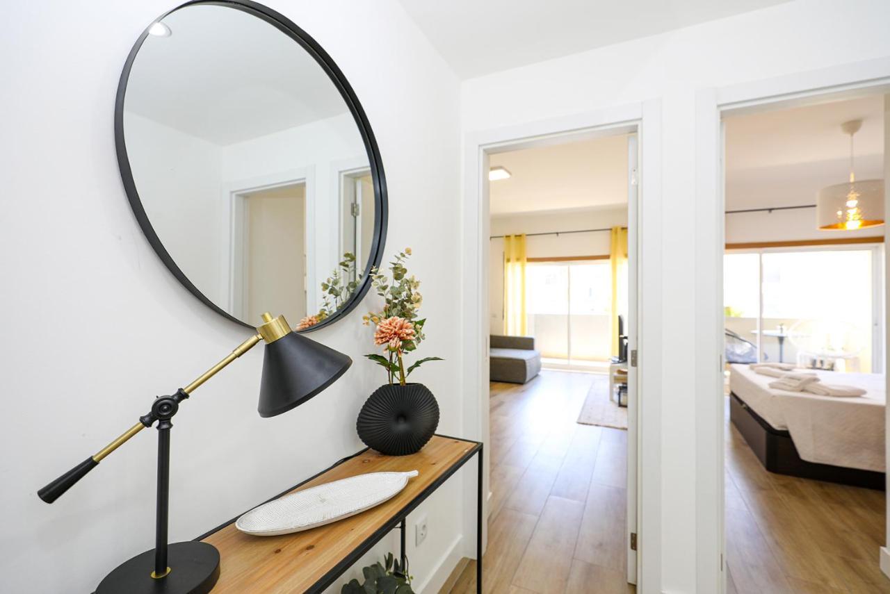B11 - Beach Way Apartment Lagos Bagian luar foto