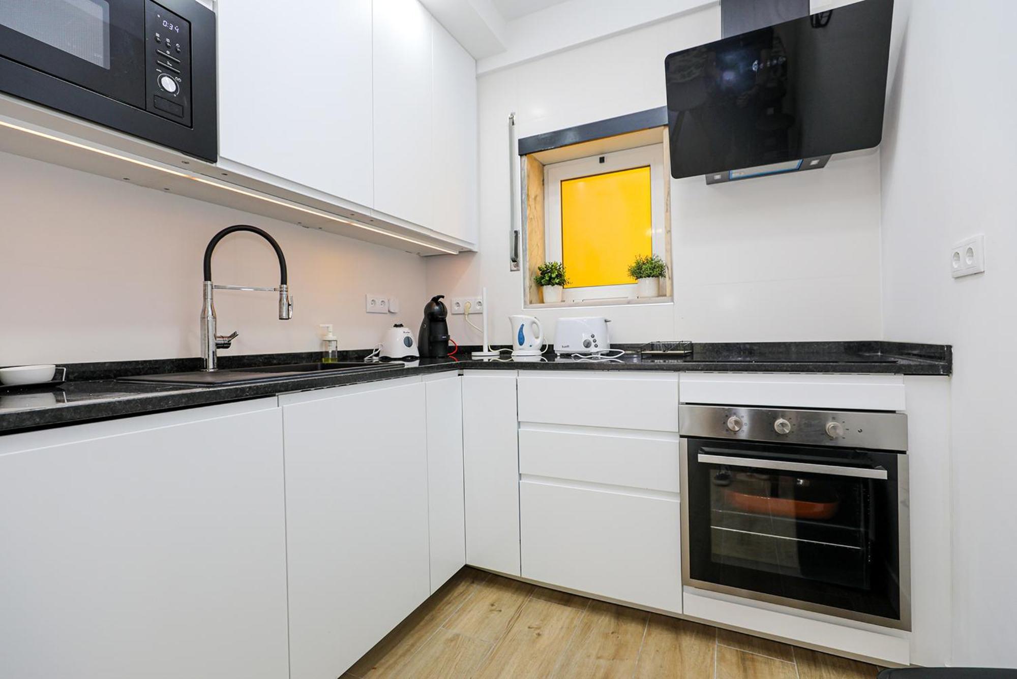 B11 - Beach Way Apartment Lagos Bagian luar foto