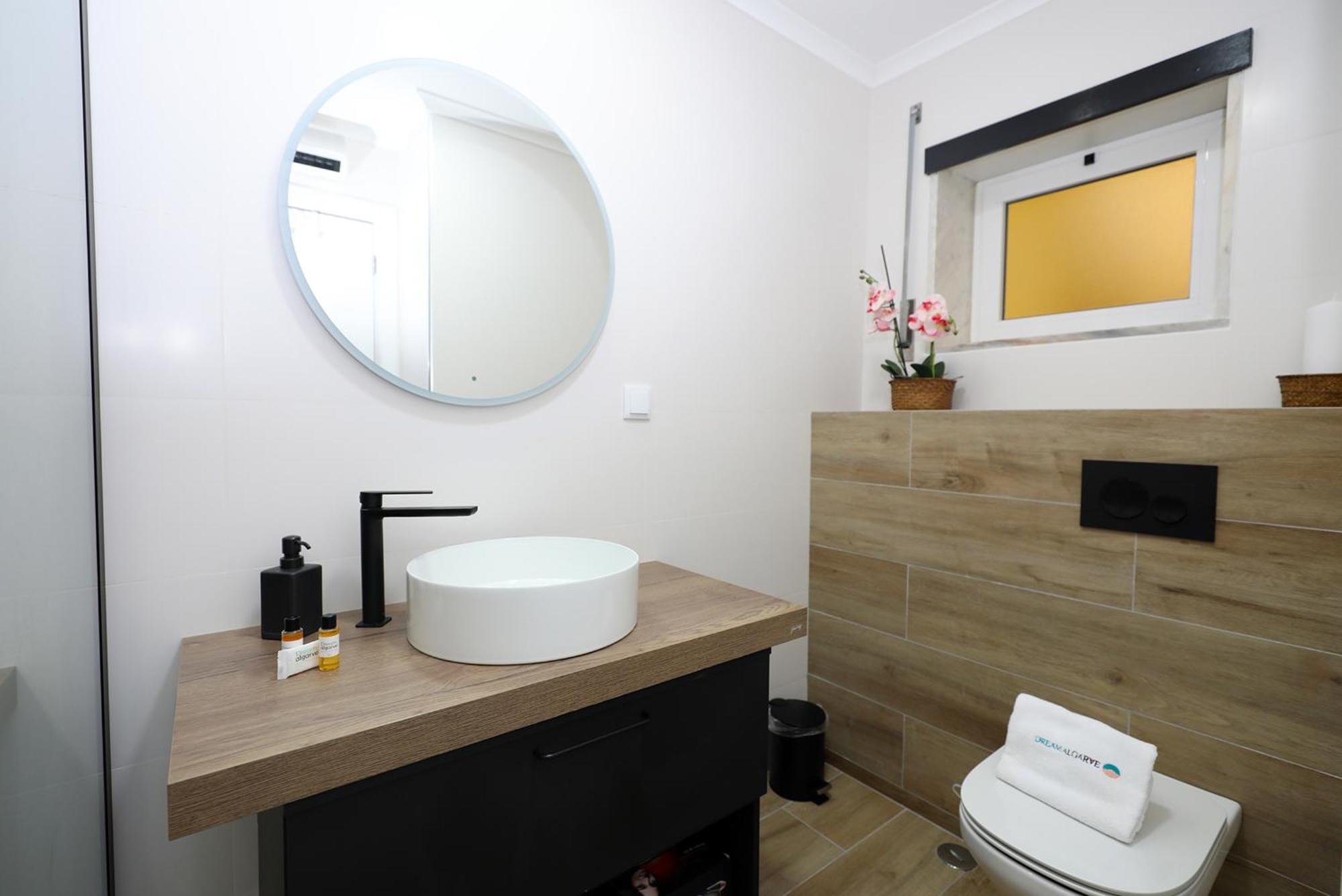 B11 - Beach Way Apartment Lagos Bagian luar foto